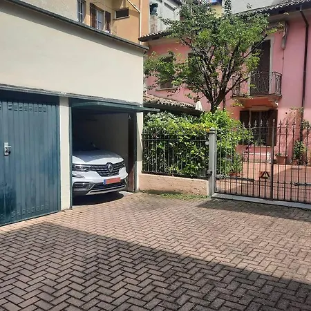 Easy House Centro Apartmán