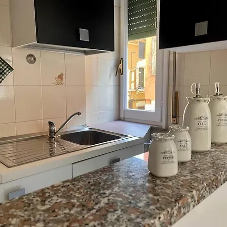 Appartamento Easy House Centro Parma