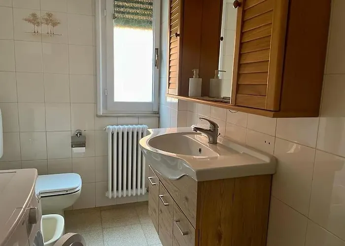 Easy House Centro * Парма